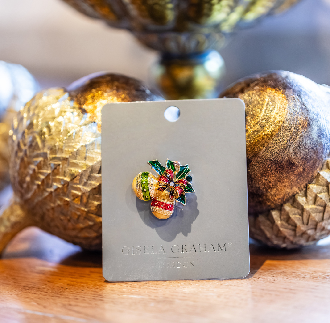 Christmas Brooch: Baubles