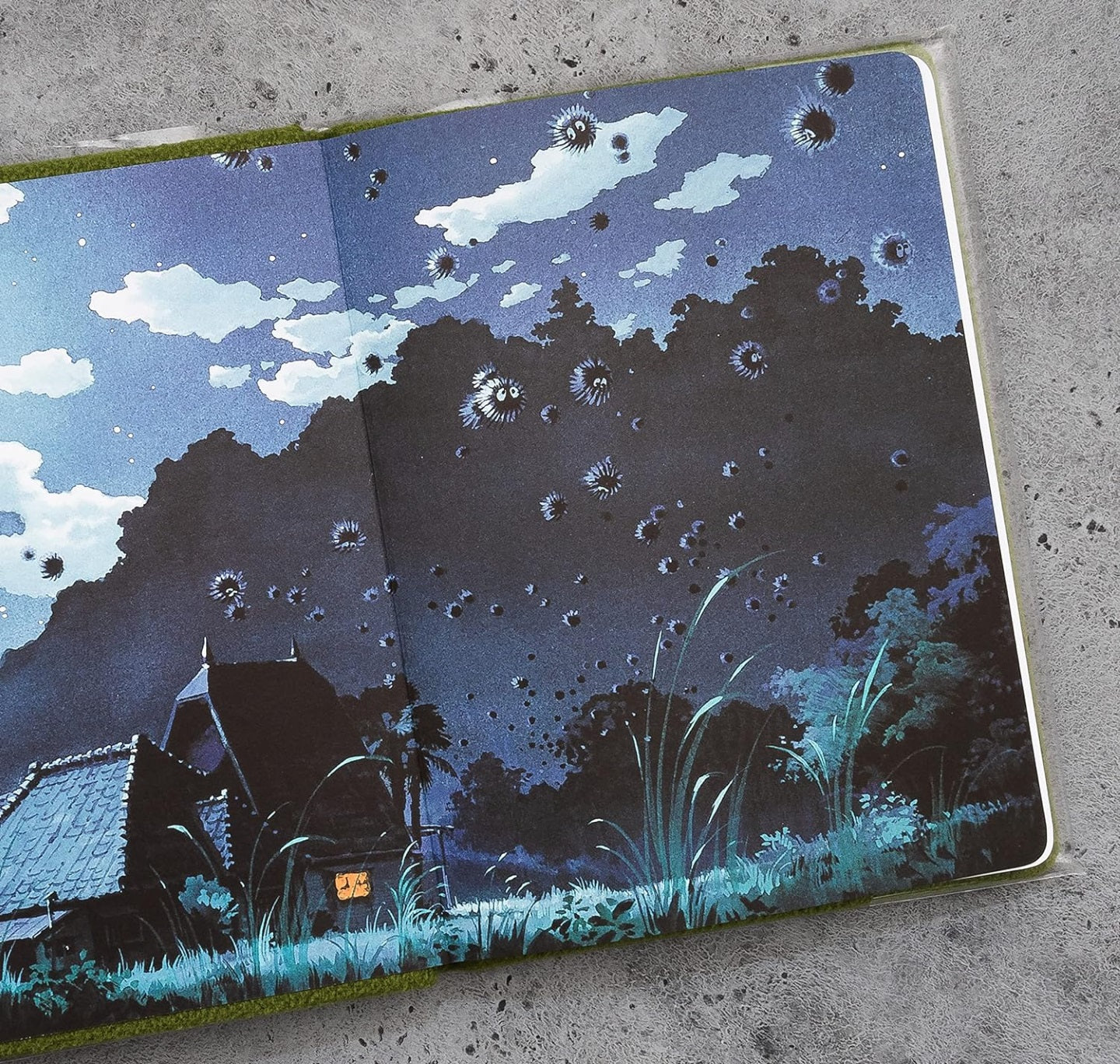 My Neighbor Totoro: Totoro Plush Journal