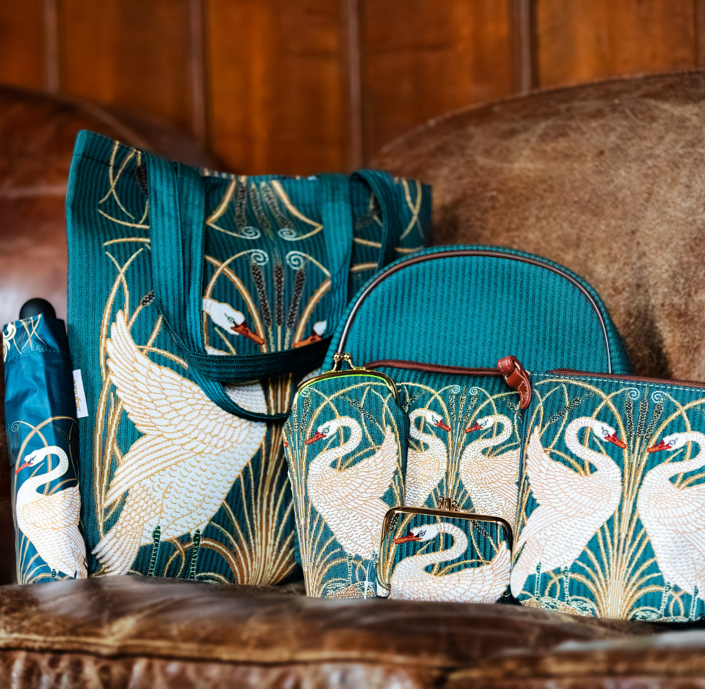 Historical Collections Rsc Tapestry Accessories – Page 2 – The RSC shop