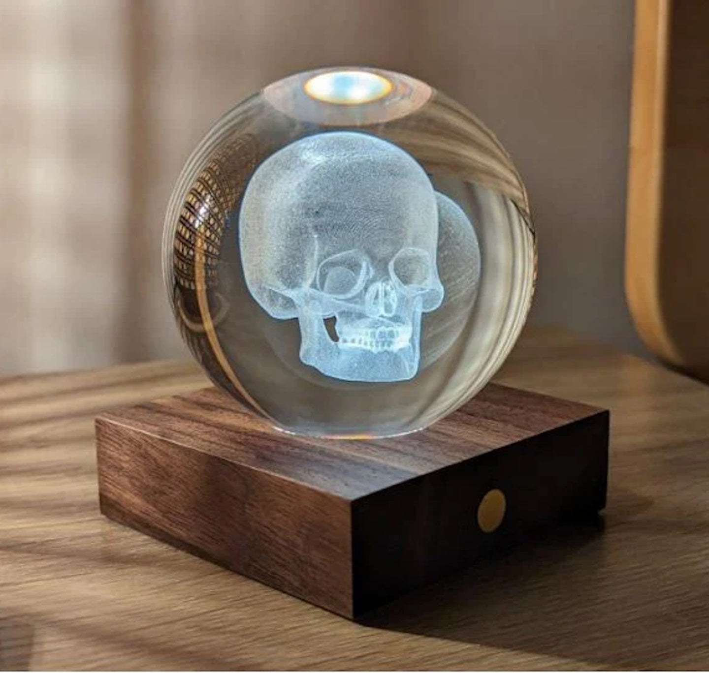 Amber Crystal Light: Skull