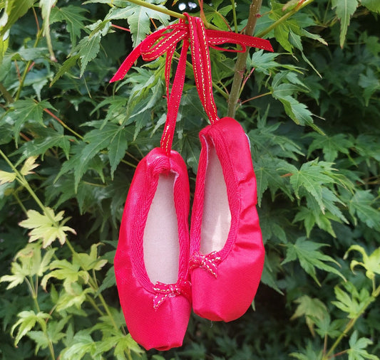 Decoration: Red Ballet Shoes