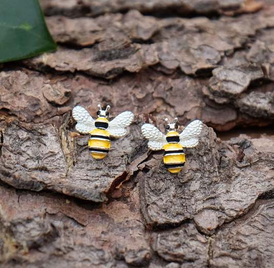Earrings: Bee Studs