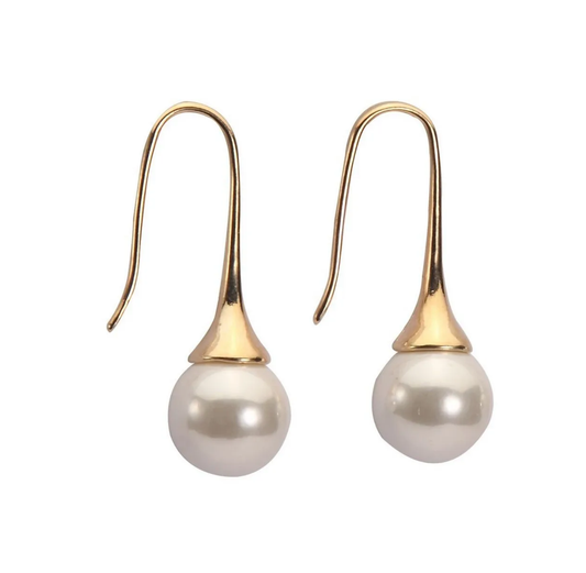 Earrings: Pearl Drop (Gold)
