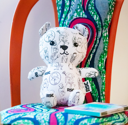 Shakespeare Characters Colour-in Bear