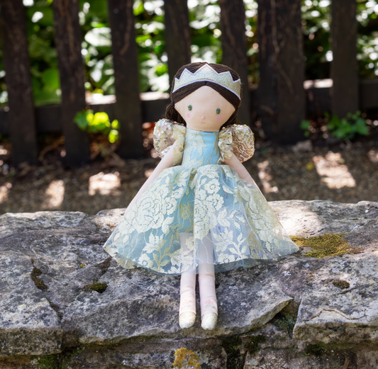 Doll: Titania