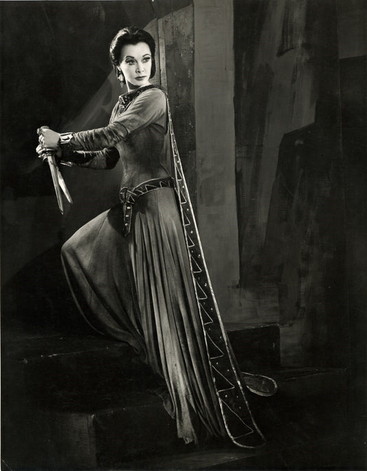 McBean Postcard: Vivien Leigh as Lady Macbeth